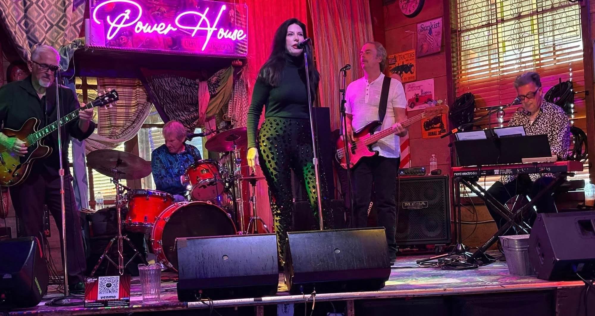 The Carmen Ratti Band feat. Jill Dineen